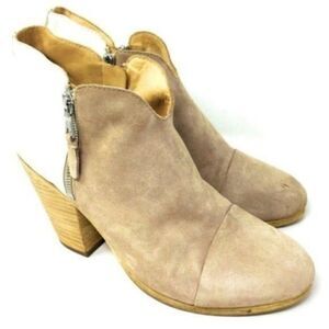 Rag & Bone womans Margot heeled boot 39.5 BoxI cream suede leather